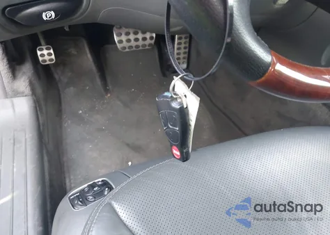 2005 Mercedes-Benz Sl 600 z USA, uszkodzony, nr VIN WDBSK76F45F091042